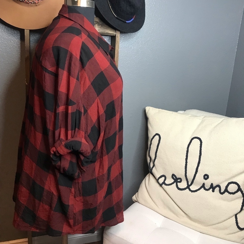NWT Torrid brown and black checkered button front blouse size 3X - Picture 2 of 4